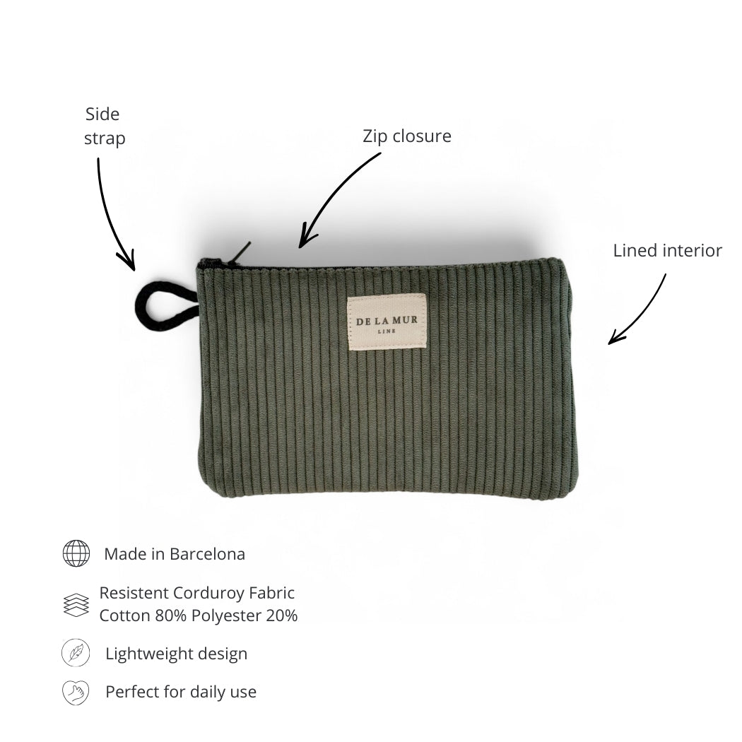 DE LA MUR Tree makeup bag features: side strap, zip closure and lined interior