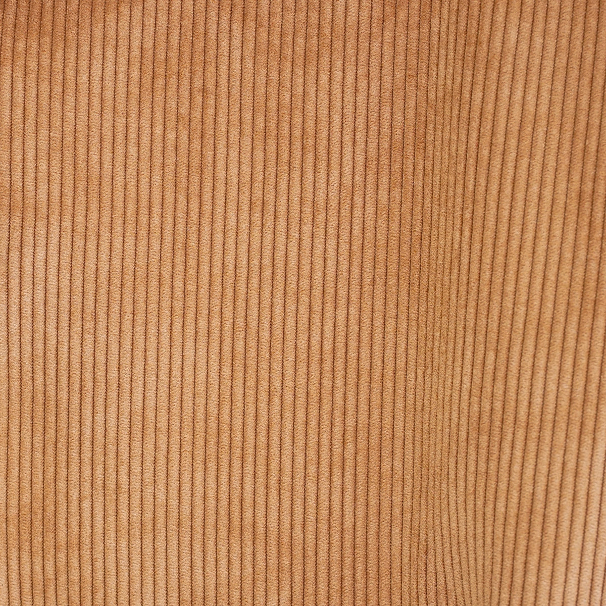 Close-up of the terracotta corduroy fabric of the DE LA MUR bag
