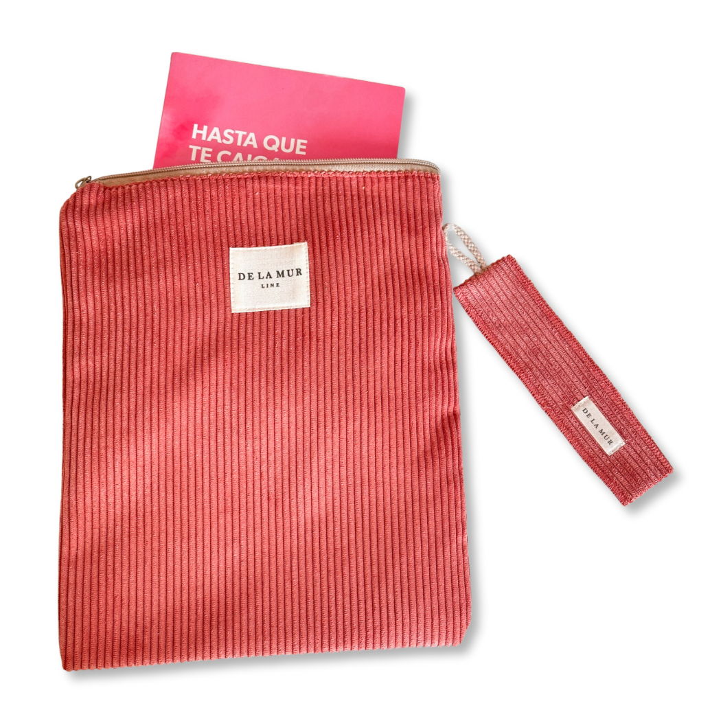 Couverture de livre corail + livre cadeau Stitch