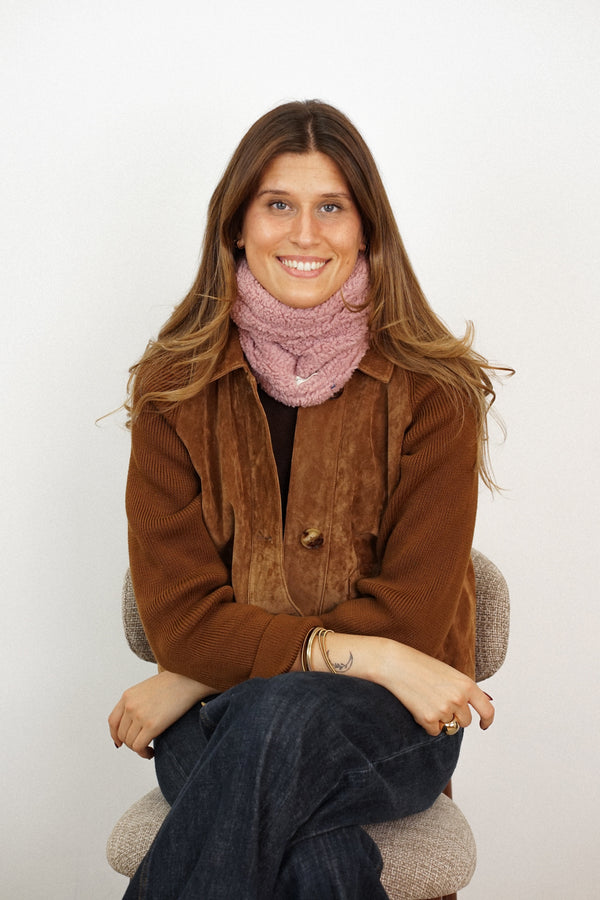 DE LA MUR Pink sherpa neck warmer (Kalt), front view