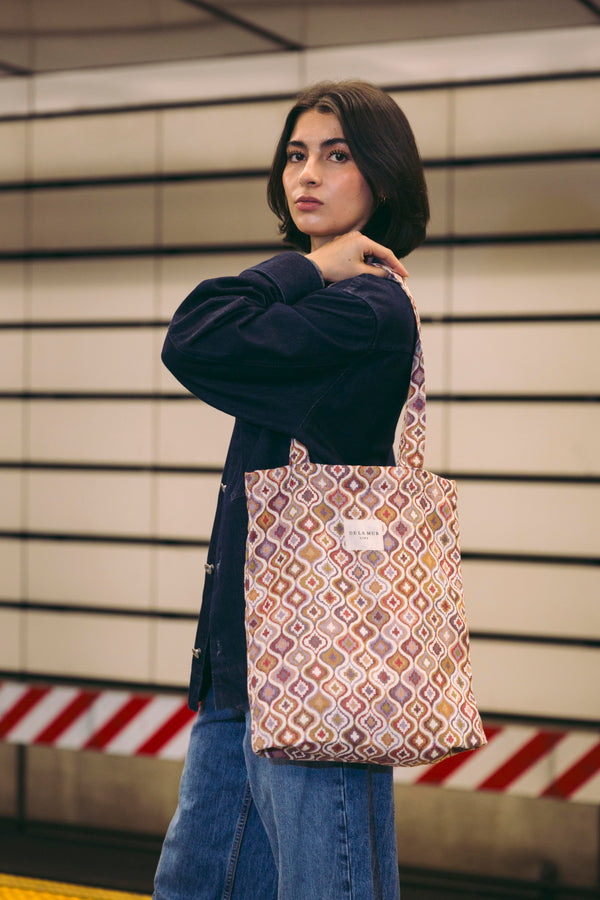 Floral Jacquard Medium Zippered Bag – Ecru & Pink (Came)